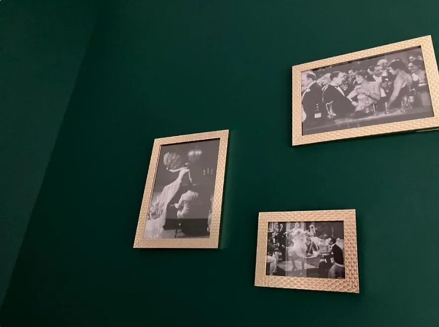 Apartment Bnb Hotel Suikernest Antwerp