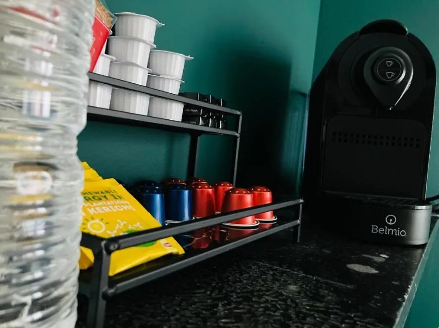 Apartment Bnb Hotel Suikernest Antwerp